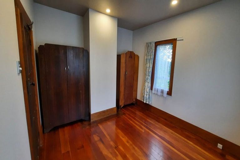 Photo of property in 38 Porter Crescent, Helensville, 0800