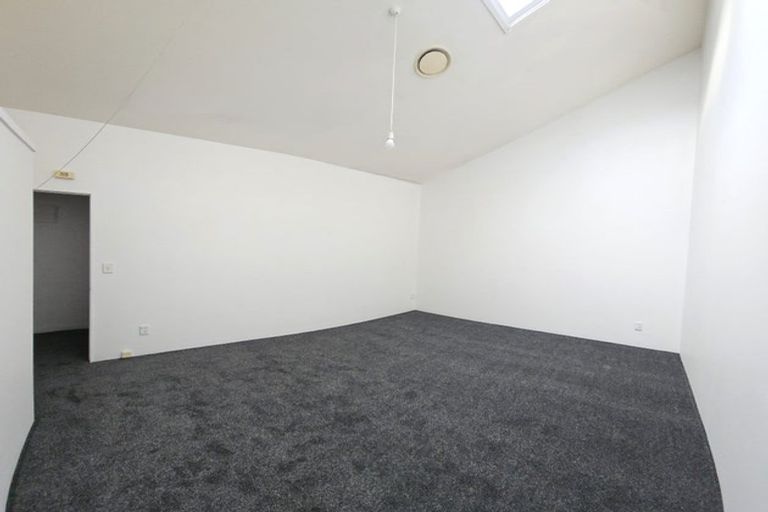 Photo of property in 4/5 Hopper Street, Mount Cook, Wellington, 6011