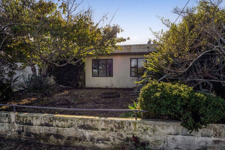 Photo of property in 87 Whitcombe Road, Opunake, 4616