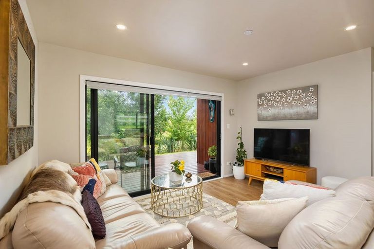 Photo of property in 6 Robins Way, Pokeno, 2471