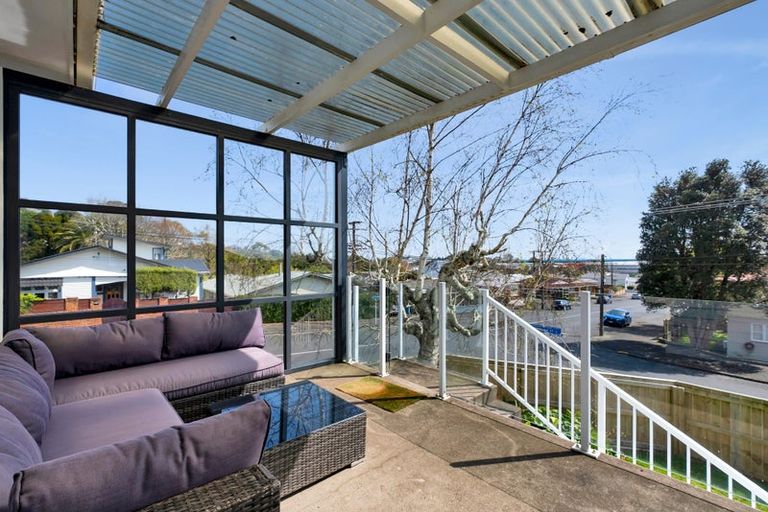 Photo of property in 223 Powderham Street, New Plymouth, 4310