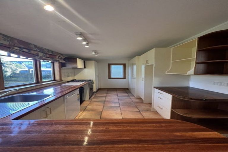 Photo of property in 39 Richmond Street, Petone, Lower Hutt, 5012