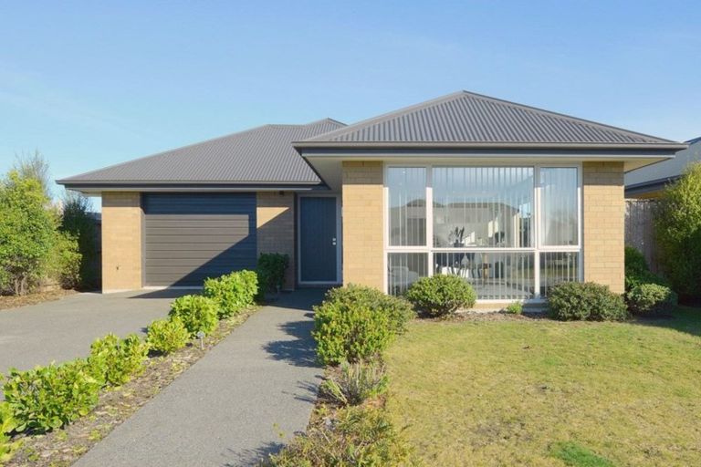 Photo of property in 33 Sutherland Drive, Kaiapoi, 7630