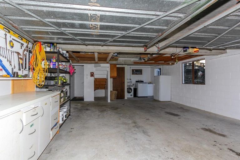 Photo of property in 22 Nevada Drive, Merrilands, New Plymouth, 4312