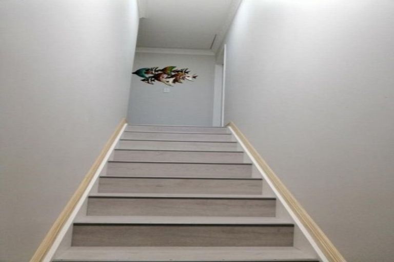 Photo of property in 76 Ferndown Avenue, Papatoetoe, Auckland, 2025