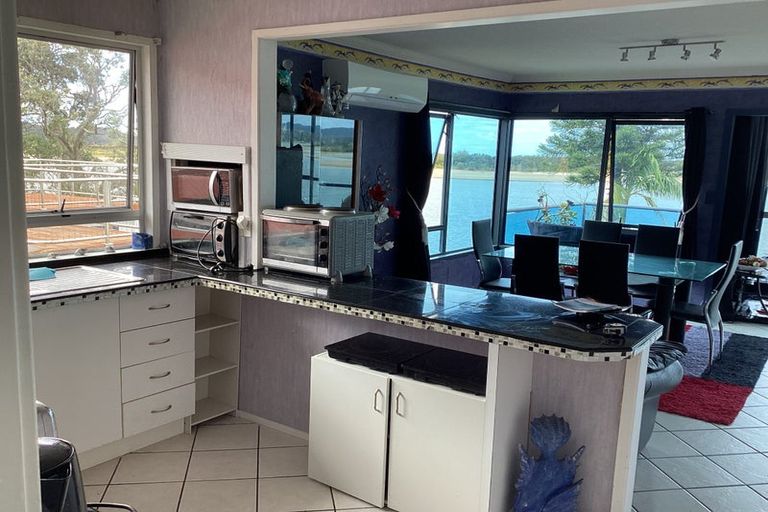 Photo of property in 11 Ewen Street, Ngunguru, Whangarei, 0173