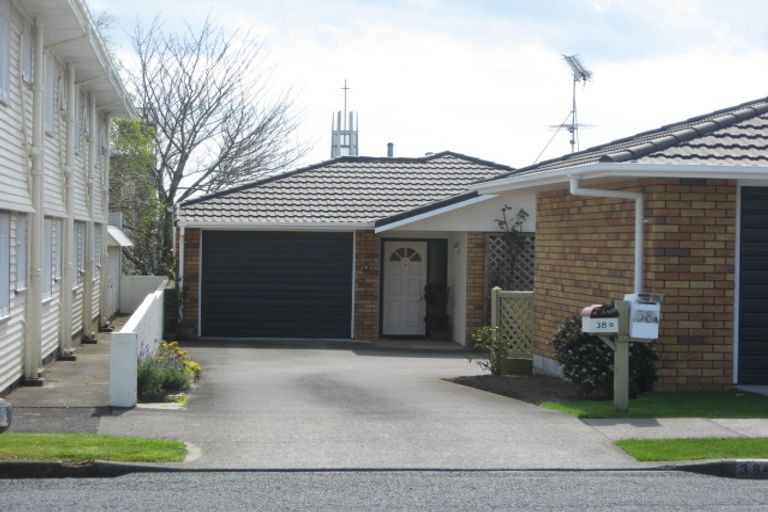 Photo of property in 38b Fulford Street, New Plymouth, 4310