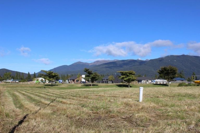 Photo of property in 22 Vancouver Place, Te Anau, 9600