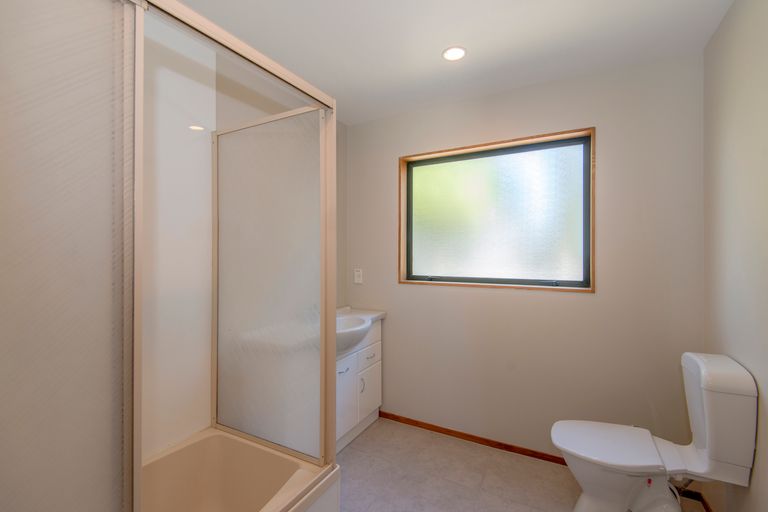 Photo of property in 74b Sinclair Street, New Brighton, Christchurch, 8083