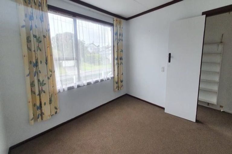 Photo of property in 52 Matai Street, Castlecliff, Whanganui, 4501
