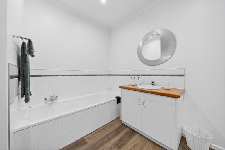 Photo of property in 107 South Road, Solway, Masterton, 5810