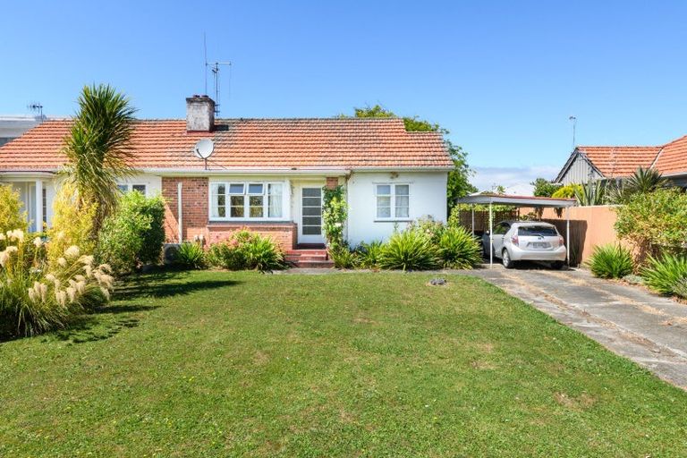 Photo of property in 246 College Street, West End, Palmerston North, 4412