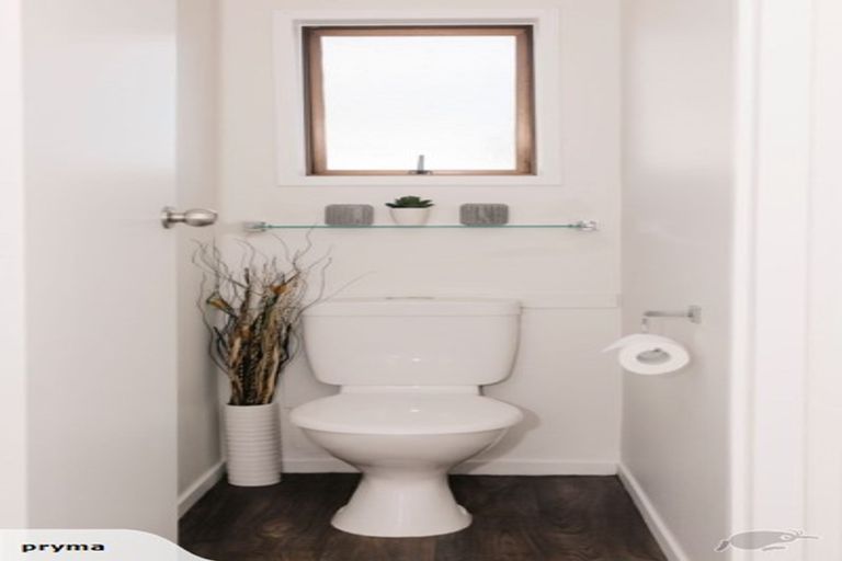 Photo of property in 2/256 Porchester Road, Takanini, 2112