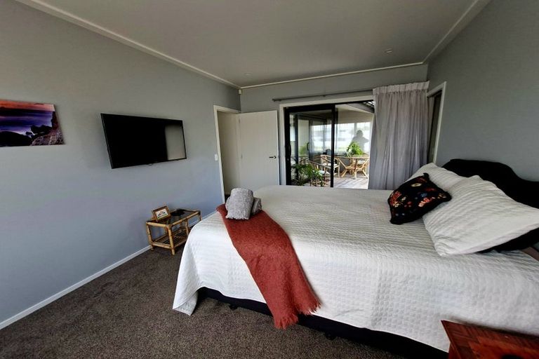 Photo of property in 70 Leeward Drive, Whitianga, 3510