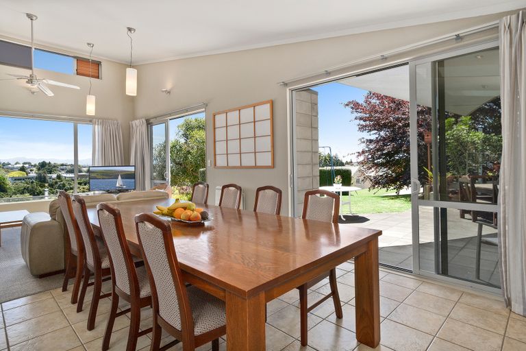 Photo of property in 12 Hazelnut Way, Bellevue, Tauranga, 3110