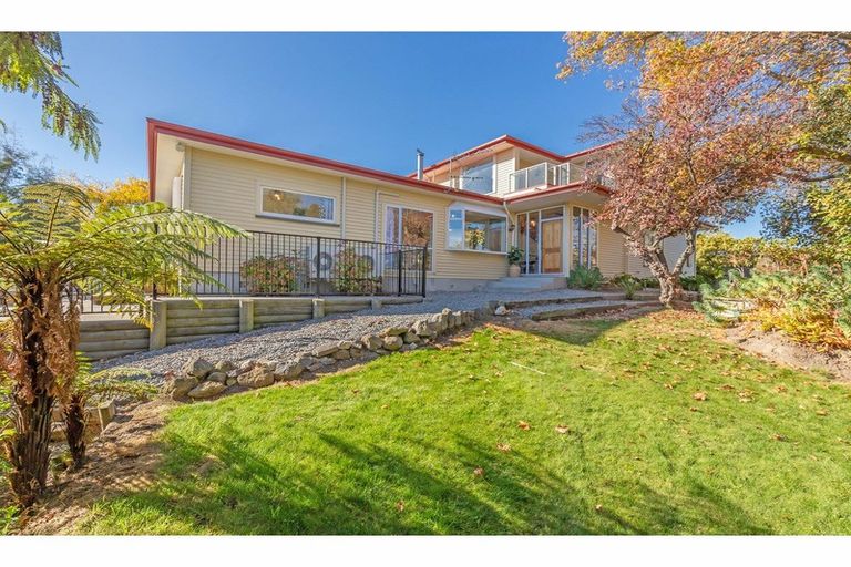 Photo of property in 249 Fifield Terrace, Opawa, Christchurch, 8023