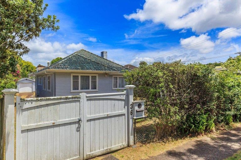 Photo of property in 36 Haverstock Road, Sandringham, Auckland, 1025