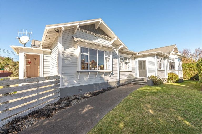Photo of property in 97 Liverpool Street, College Estate, Whanganui, 4500