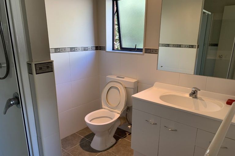 Photo of property in 42 Mandalay Place, Waiuku, 2123