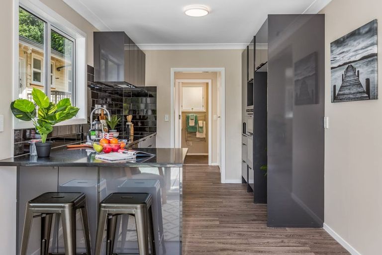 Photo of property in 156 Paremata Road, Paremata, Porirua, 5024