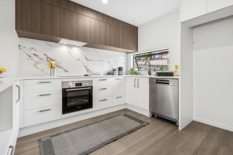 Photo of property in 4/14 Freyberg Place, Howick, Auckland, 2014