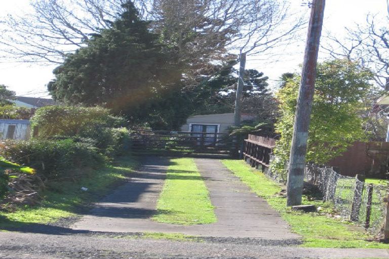 Photo of property in 19 Cosgrave Road, Papakura, 2110