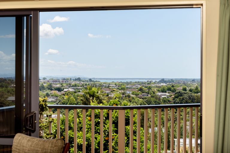 Photo of property in 27 La Cumbre Close, Bethlehem, Tauranga, 3110