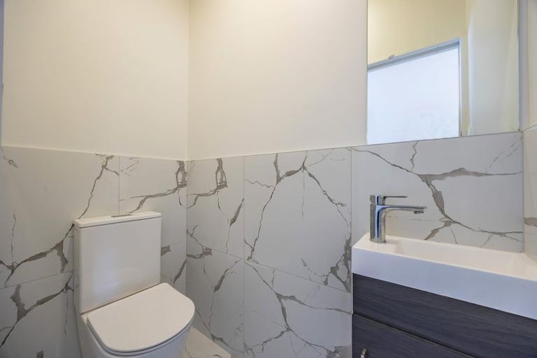 Photo of property in 51b Glendene Avenue, Glendene, Auckland, 0602