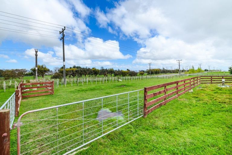 Photo of property in 339 Stoney Creek Road, Kelvin Grove, Palmerston North, 4470