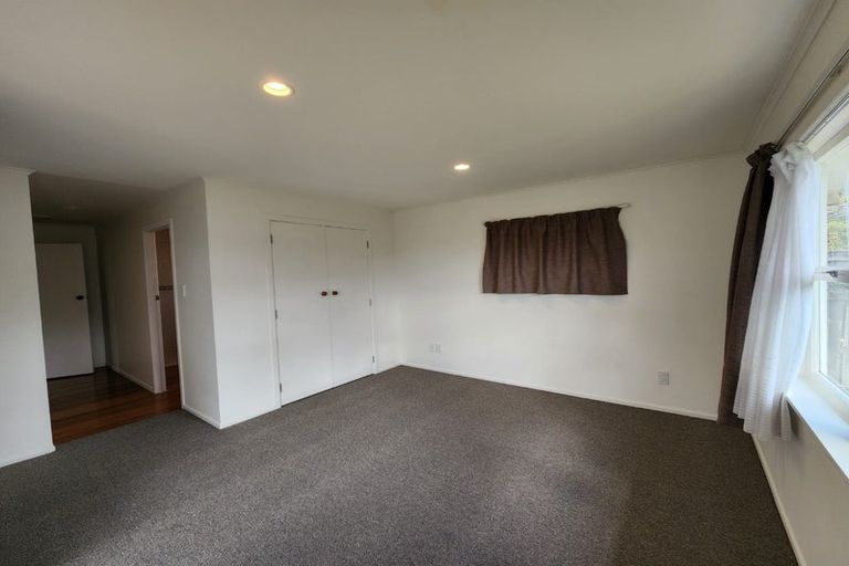 Photo of property in 8 Rembrandt Place, Opaheke, Papakura, 2113