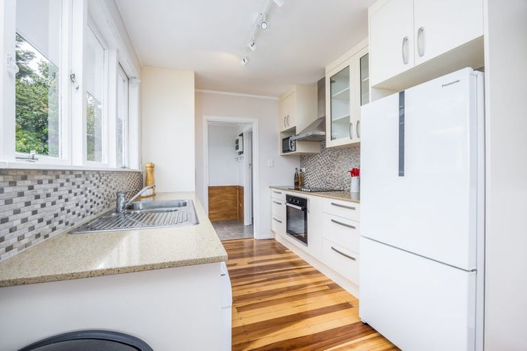 Photo of property in 454 Don Buck Road, Massey, Auckland, 0614