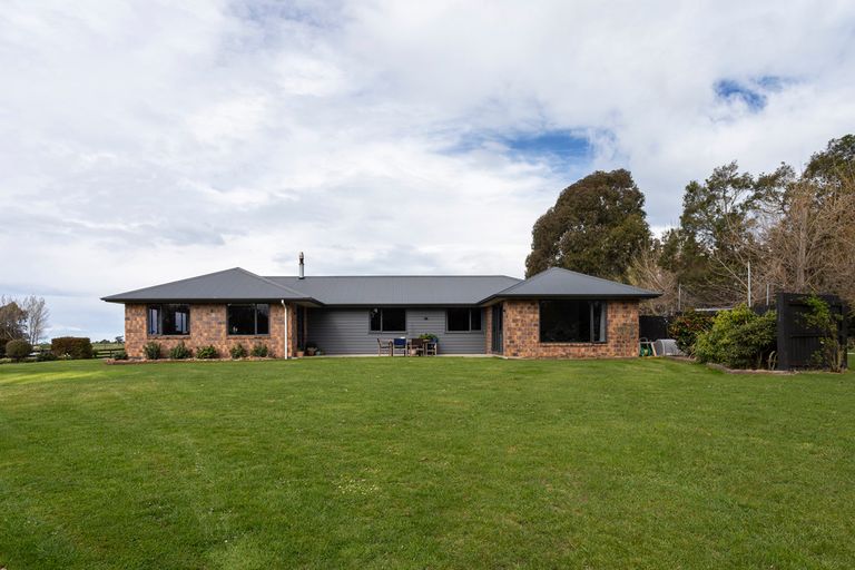 Photo of property in 22 Trailview Lane, Weston, Oamaru, 9401