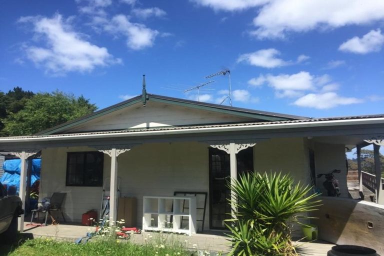Photo of property in 296 Paremoremo Road, Paremoremo, Auckland, 0632