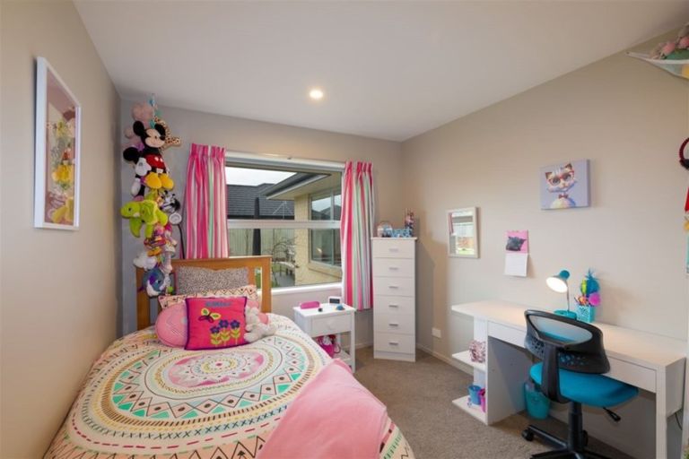 Photo of property in 6 Bradbury Avenue, Rolleston, 7614