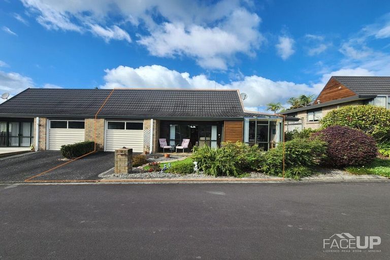 Photo of property in 12/18 Williams Road, Hobsonville, Auckland, 0618