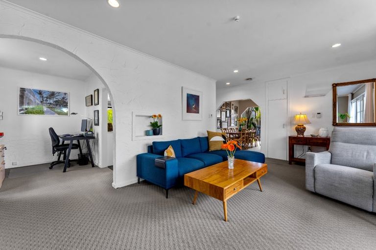 Photo of property in 44 Gulf View Road, Murrays Bay, Auckland, 0630