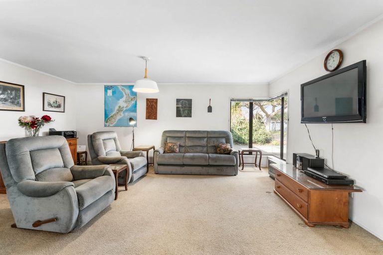 Photo of property in 4 Biscay Place, Conifer Grove, Takanini, 2112