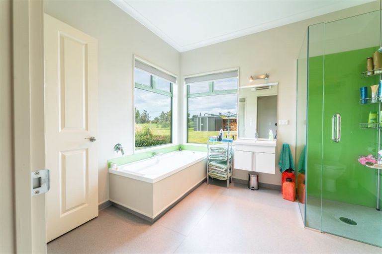 Photo of property in 591 Pleasant Point Highway, Levels, Timaru, 7975