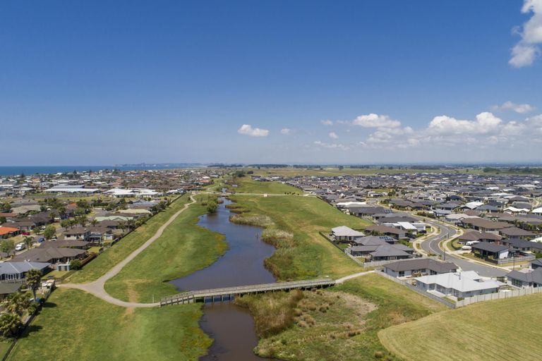 Photo of property in 1 Bree Court, Papamoa Beach, Papamoa, 3118