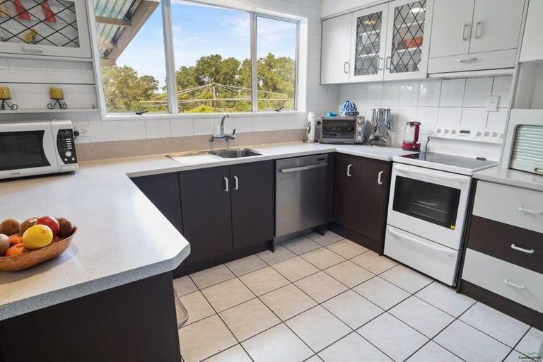 Photo of property in 30 Ruru Crescent, Putaruru, 3411