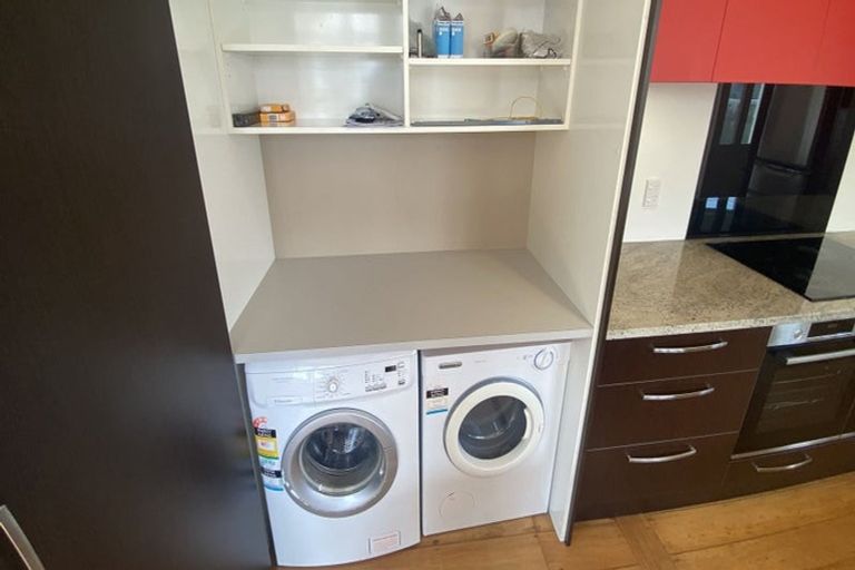 Photo of property in 24 Dryden Street, Sumner, Christchurch, 8081