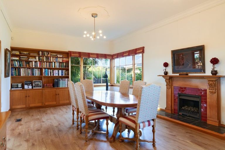 Photo of property in 26a Cameron Road, Bluff Hill, Napier, 4110