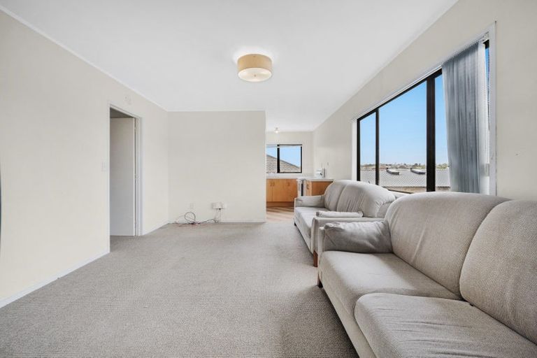 Photo of property in 1/57 Rodney Street, Howick, Auckland, 2014