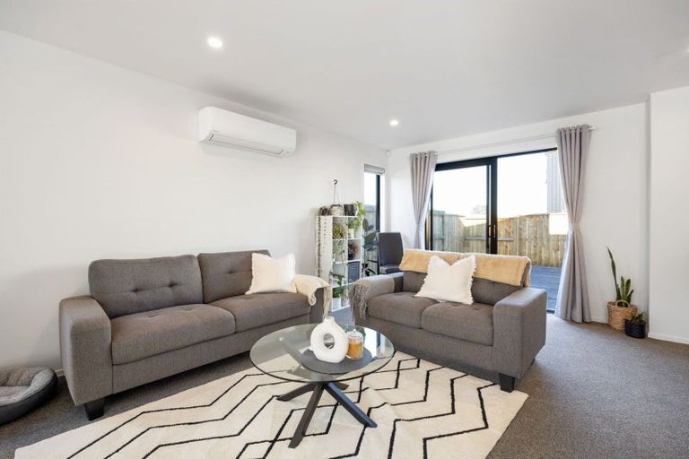 Photo of property in 15 Jacks Landing Drive, Hamilton Lake, Hamilton, 3204