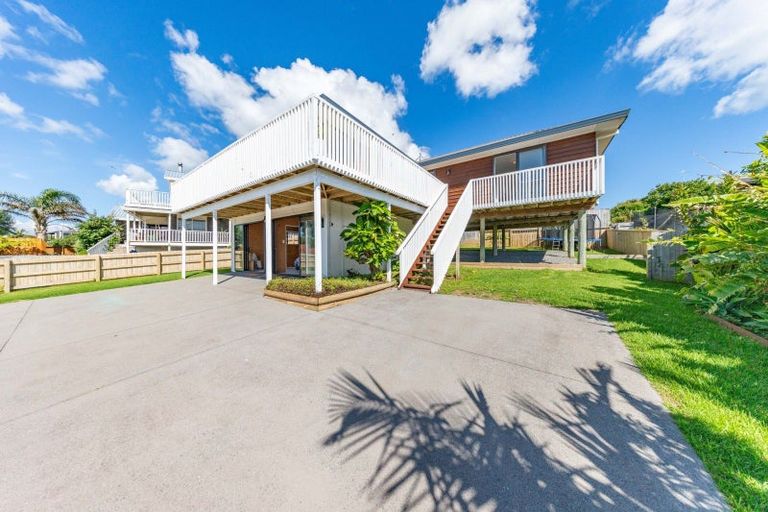 Photo of property in 8 Taipari Avenue, Raglan, 3225
