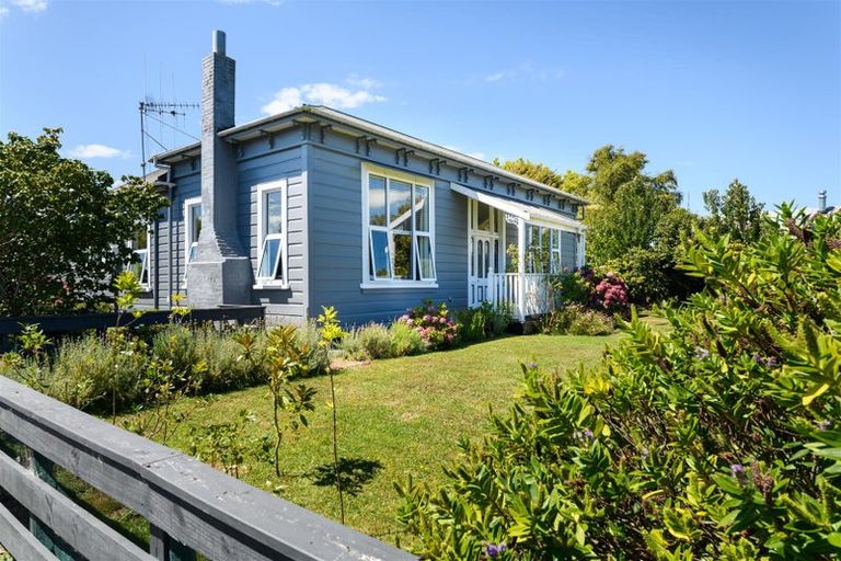 Photo of property in 30 Signal Street, Marton, 4710