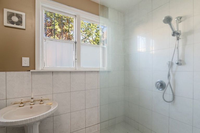 Photo of property in 12 Ladbrokes Place, Fendalton, Christchurch, 8052