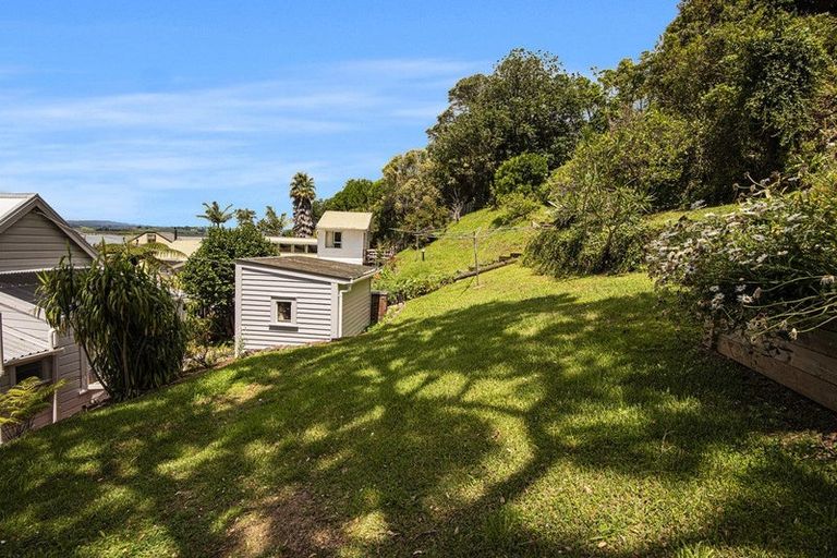 Photo of property in 128 Beach Road, Onerahi, Whangarei, 0110