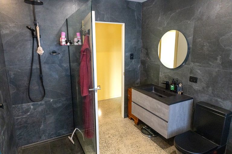 Photo of property in 724 Highgate, Maori Hill, Dunedin, 9010