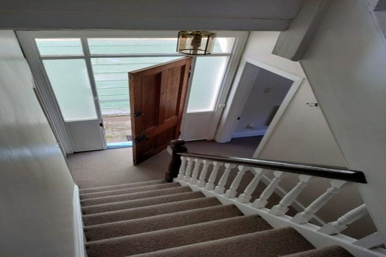 Photo of property in 120 Aro Street, Aro Valley, Wellington, 6021